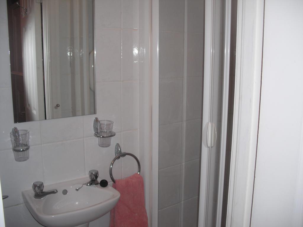 דבלין Marian Guest House חדר תמונה